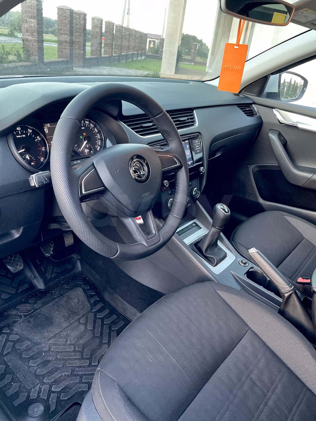 Skoda Octavia фото 8