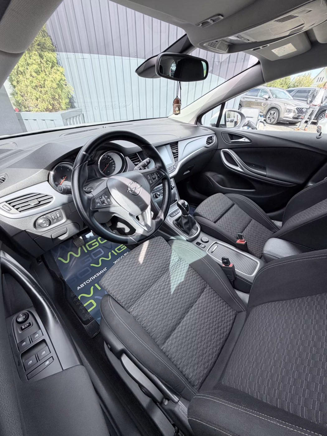 Opel Astra фото 8