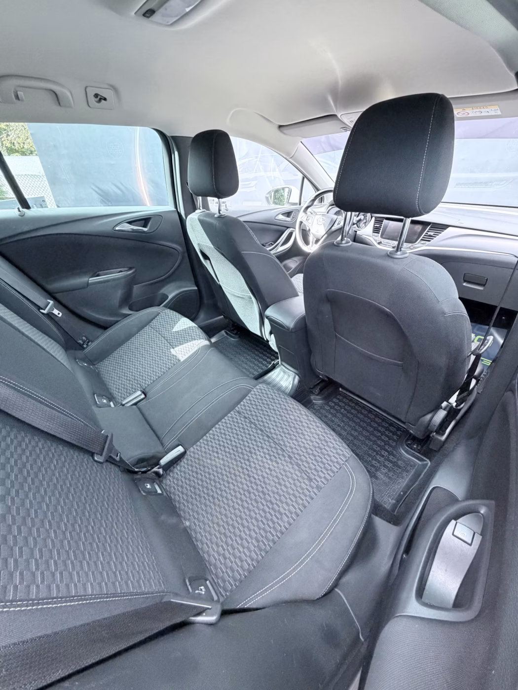 Opel Astra фото 10