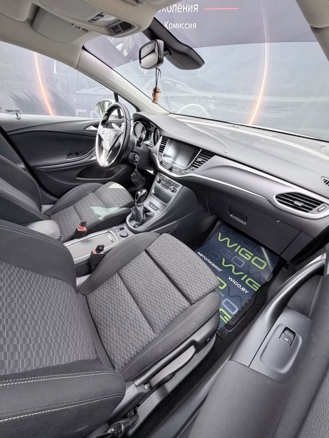 Opel Astra фото 11