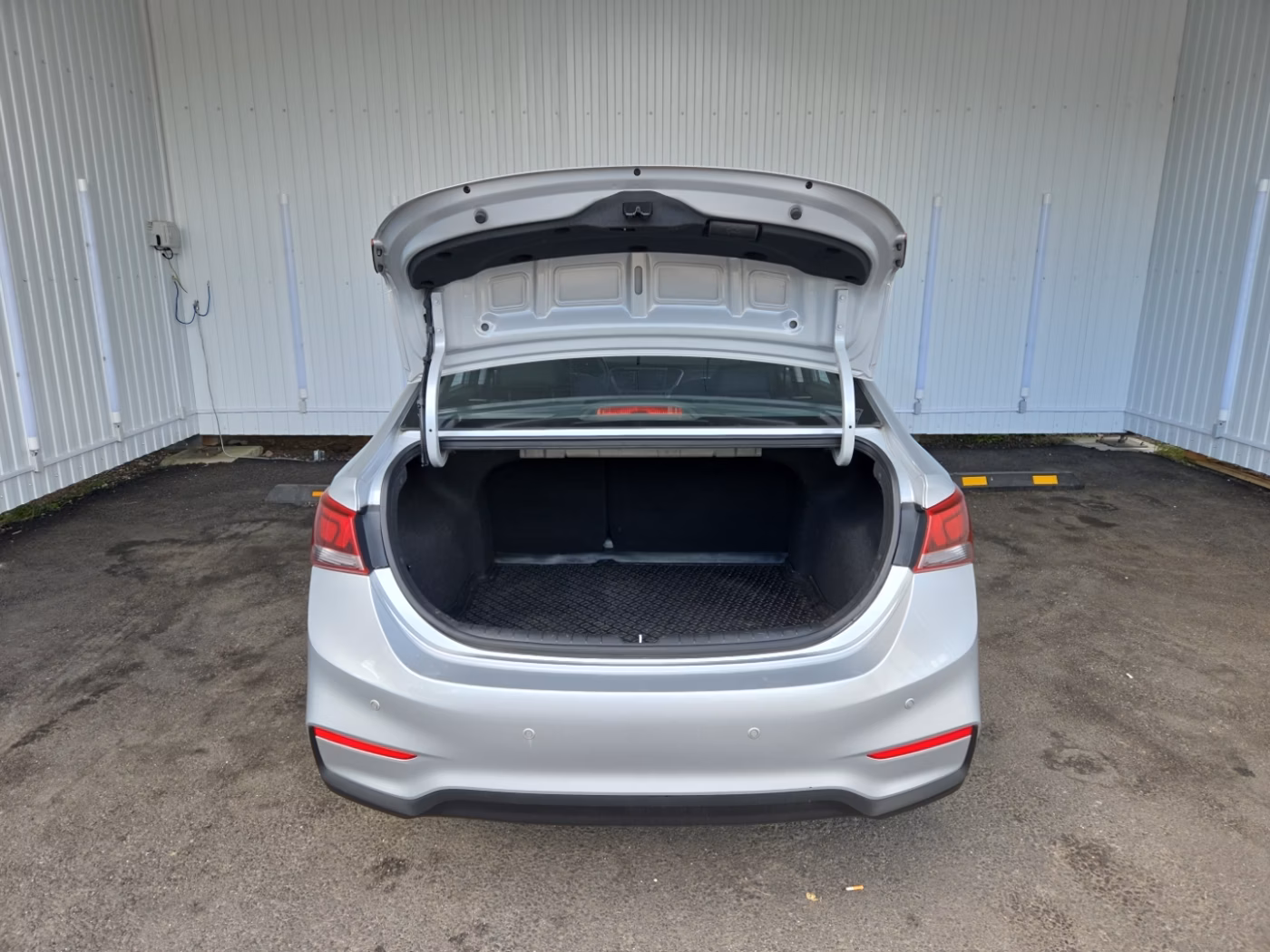 Hyundai Solaris фото 17