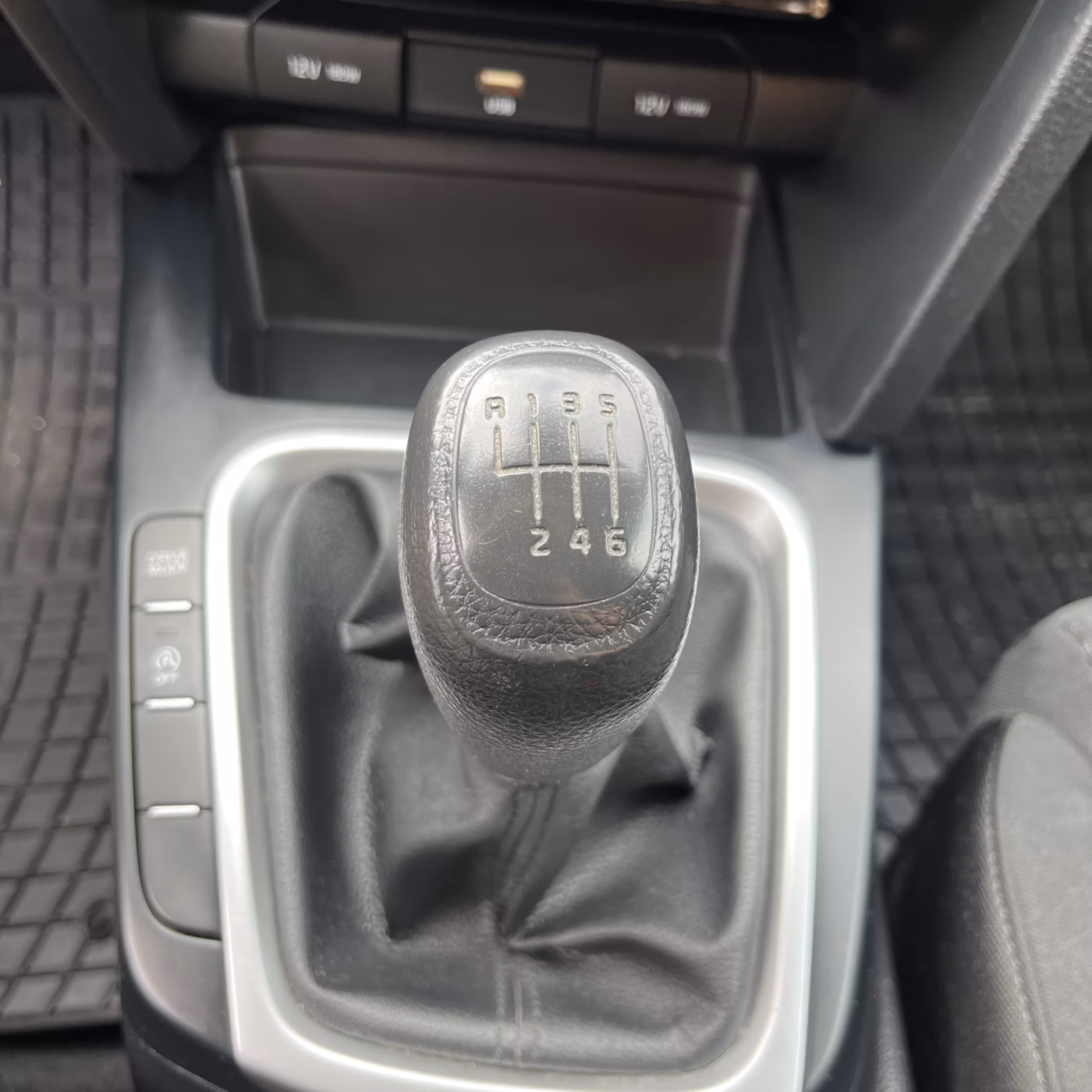 Kia Cee'd фото 16