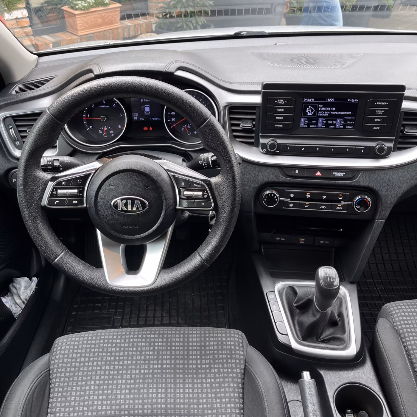 Kia Cee'd фото 19