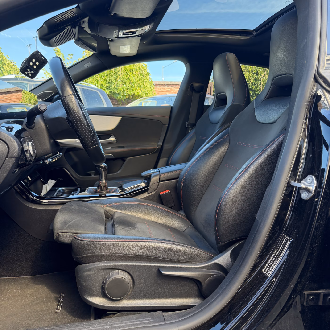 Mercedes-Benz CLA фото 10