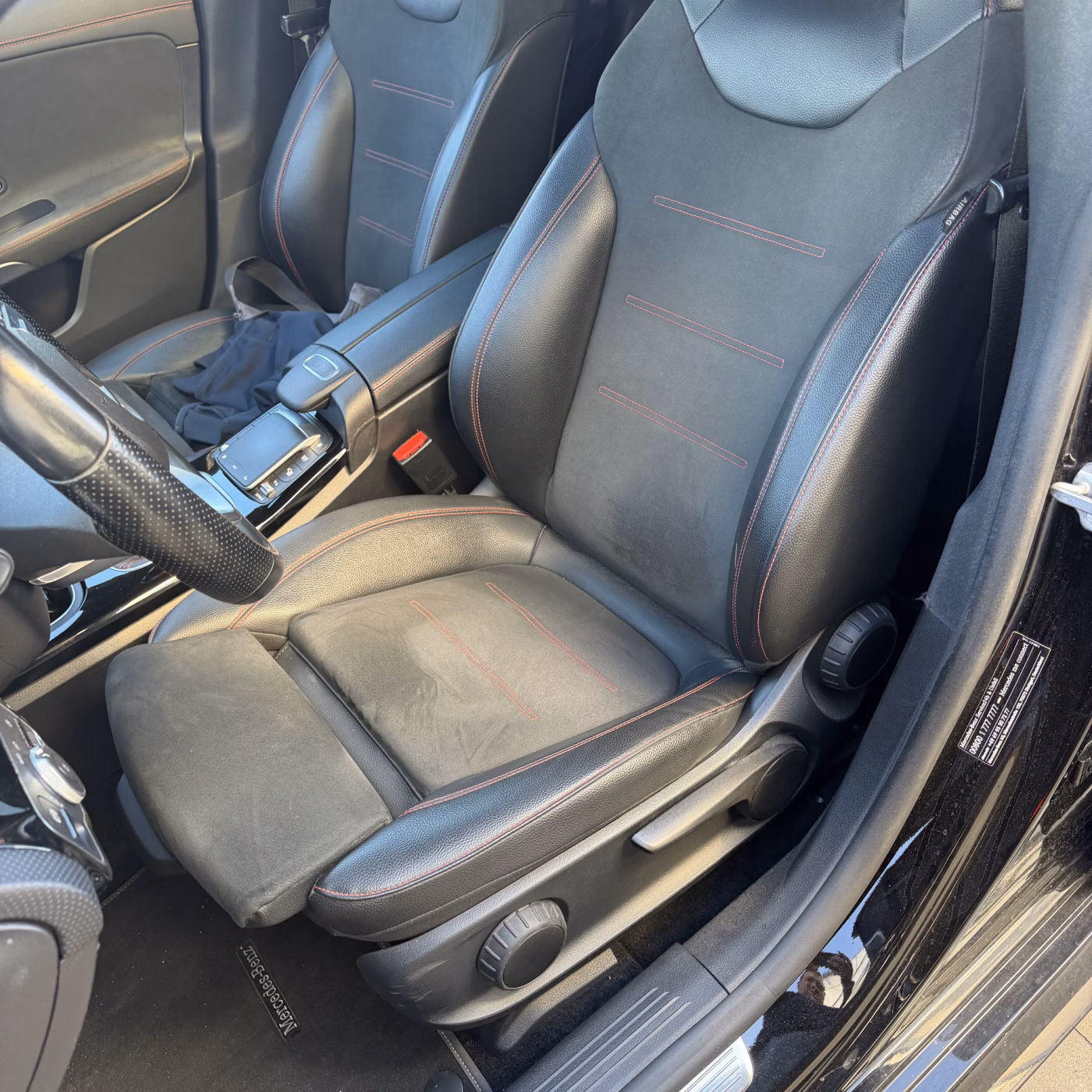 Mercedes-Benz CLA фото 11