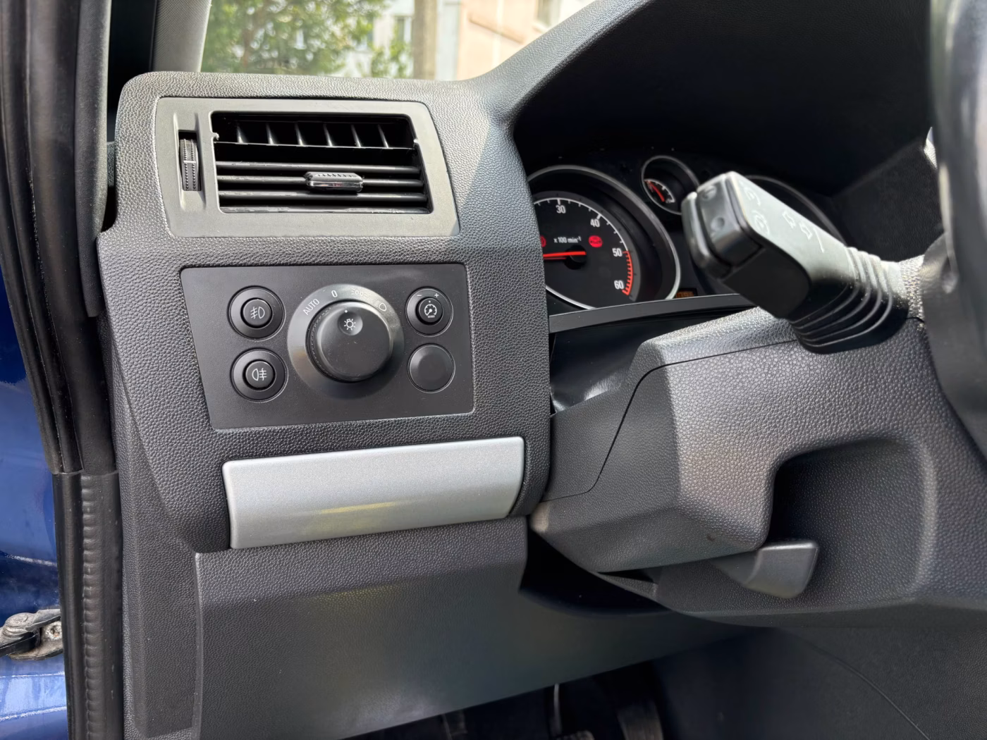 Opel Zafira фото 14