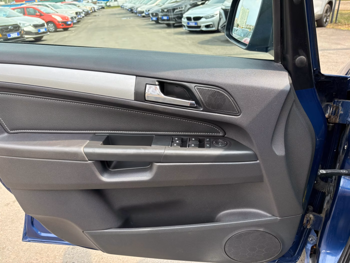 Opel Zafira фото 15