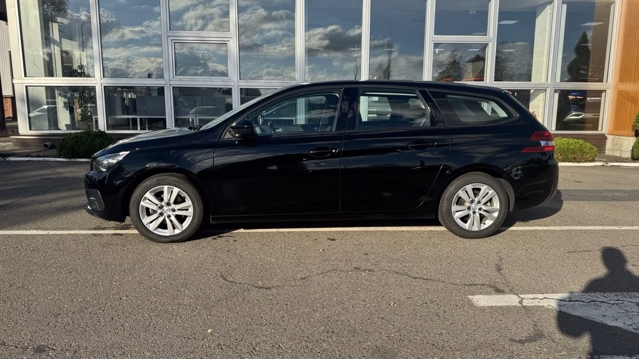 Peugeot 308 фото 8