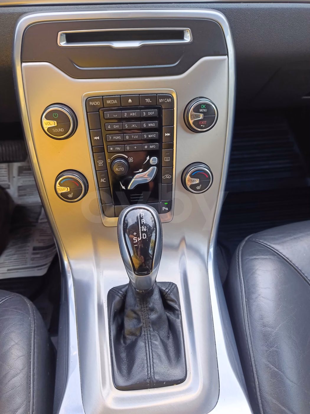 Volvo V70 фото 13