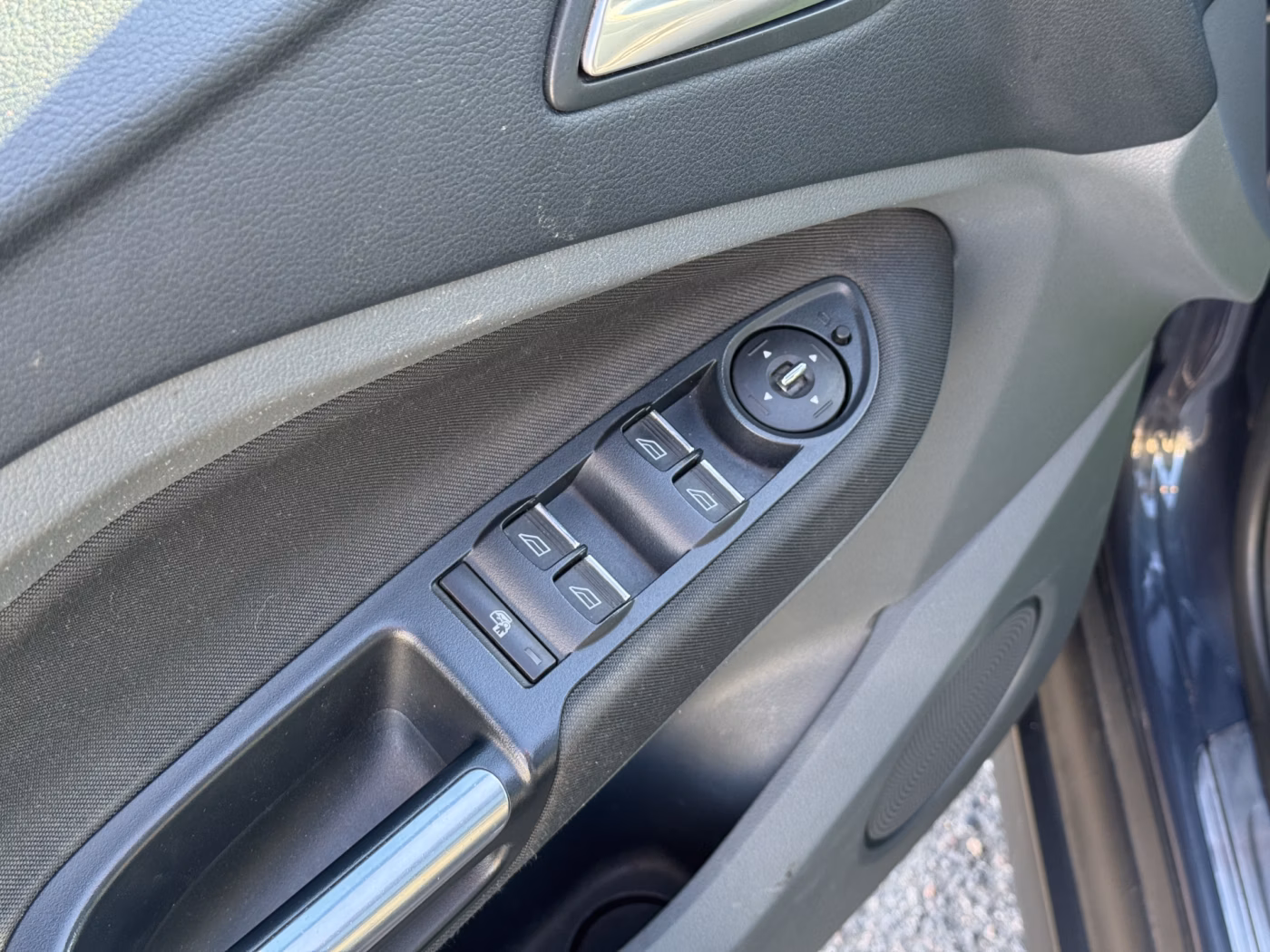 Ford Grand C-Max фото 11