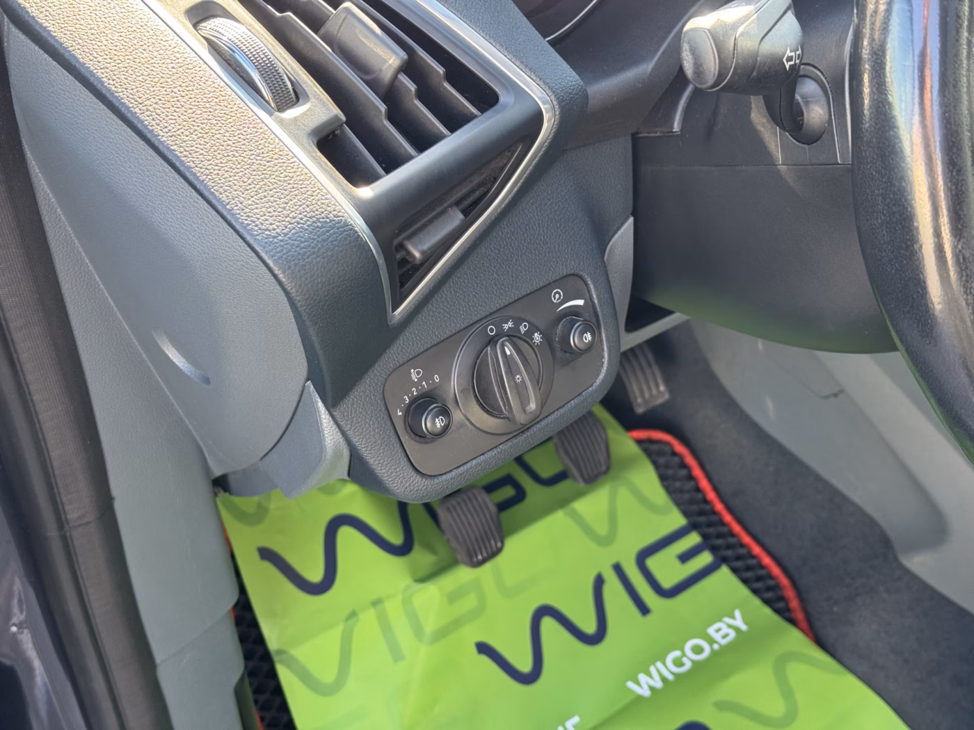 Ford Grand C-Max фото 12