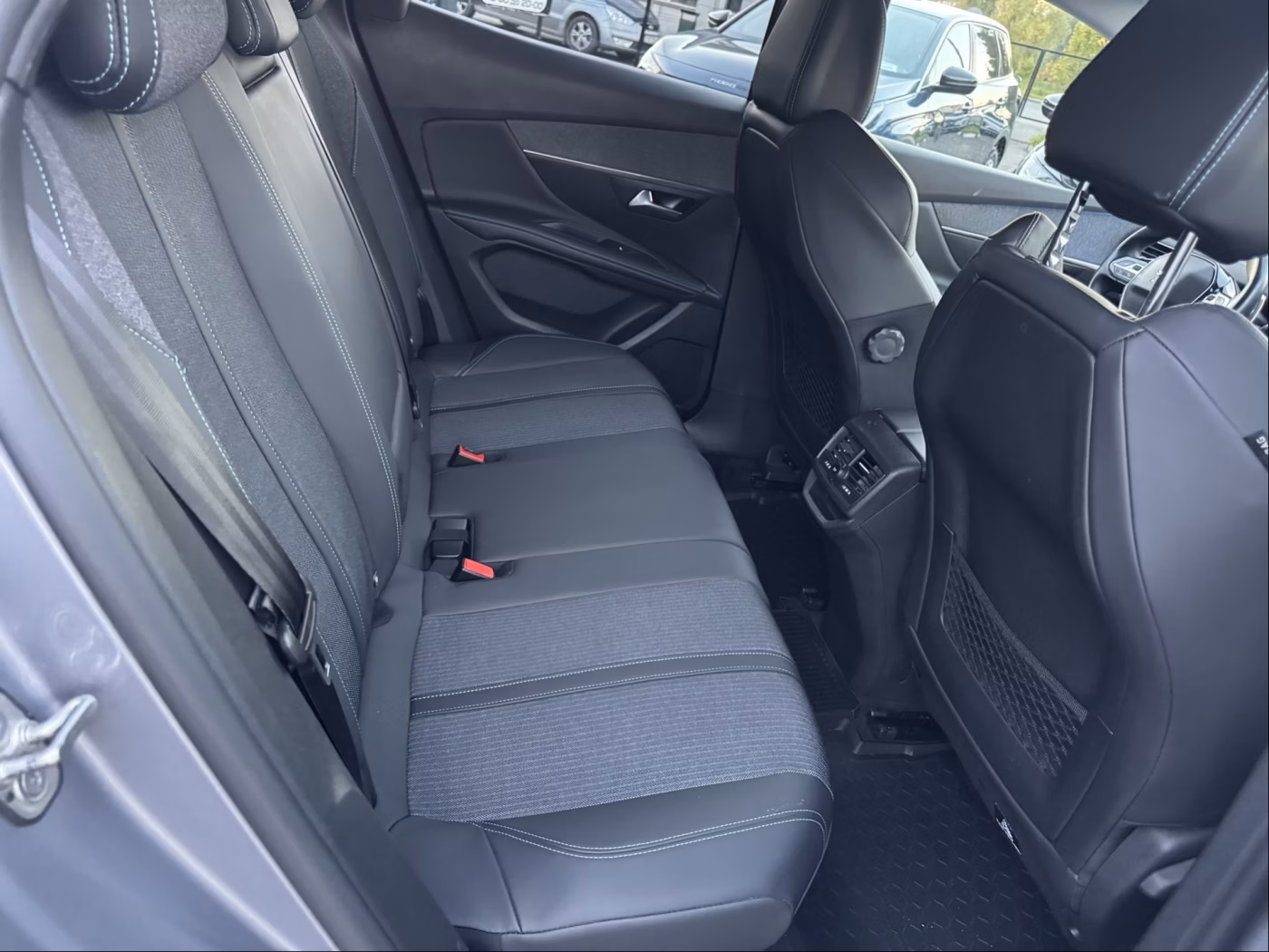 Peugeot 3008 фото 19