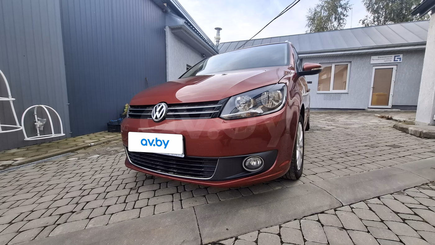 Volkswagen Touran фото 3