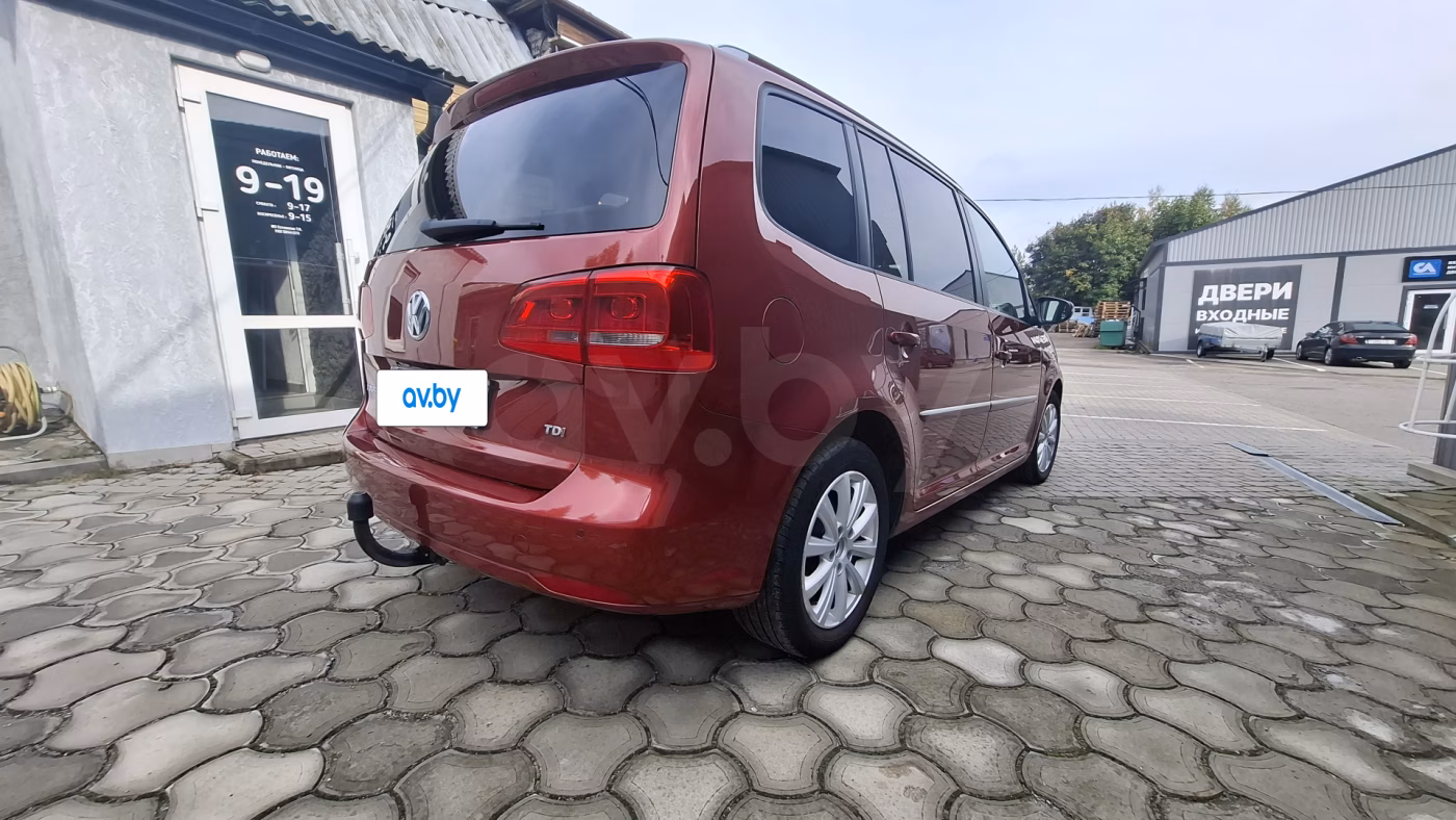 Volkswagen Touran фото 18