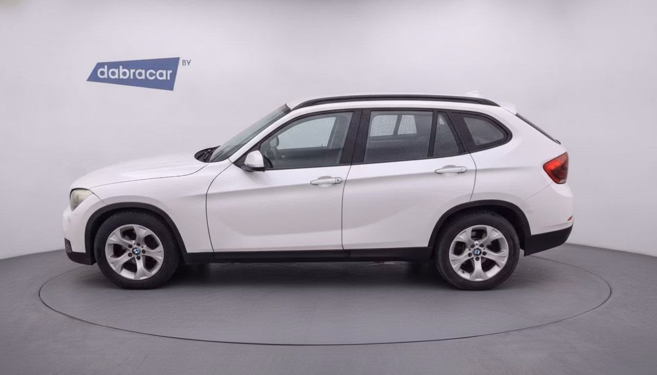 BMW X1 фото 8