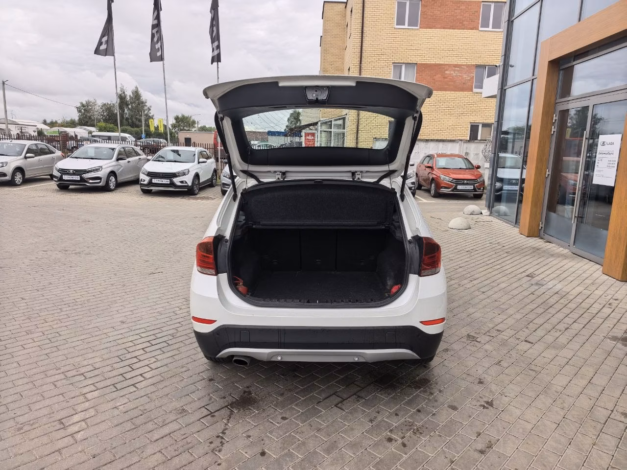 BMW X1 фото 9