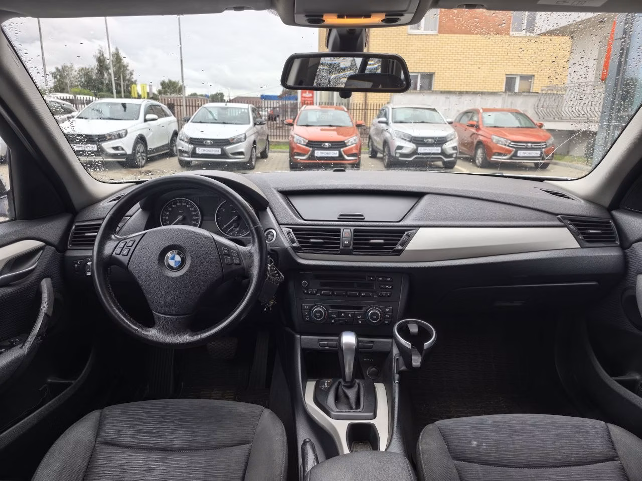 BMW X1 фото 12