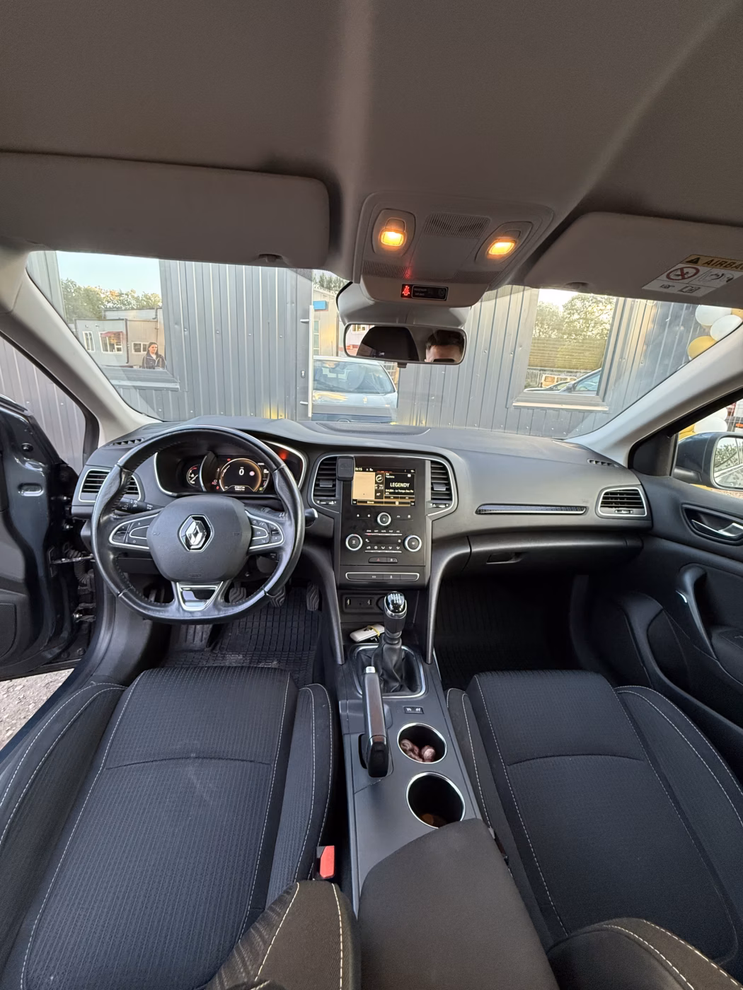Renault Megane фото 9