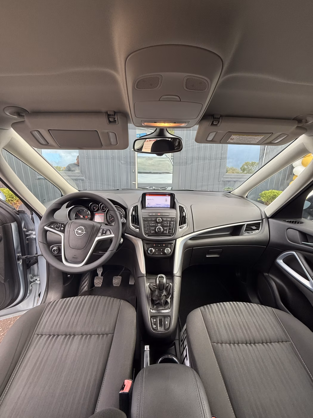 Opel Zafira фото 9