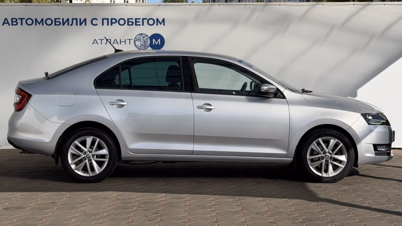 Skoda Rapid фото 5