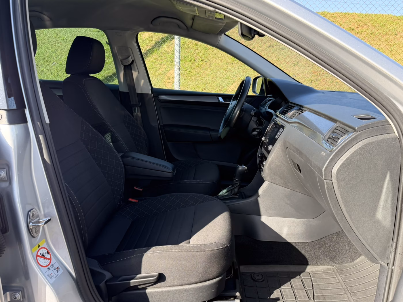 Skoda Rapid фото 7