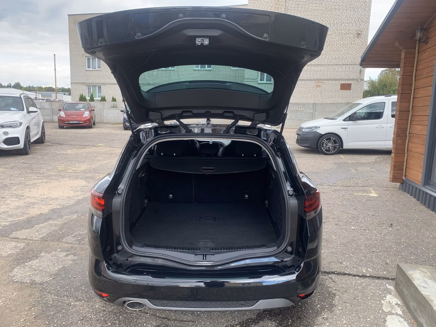 Renault Megane фото 8