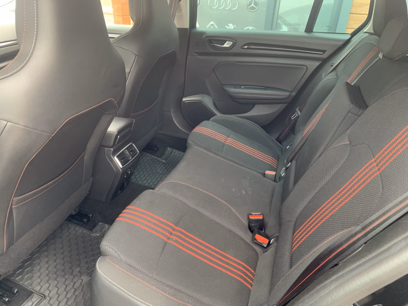 Renault Megane фото 14