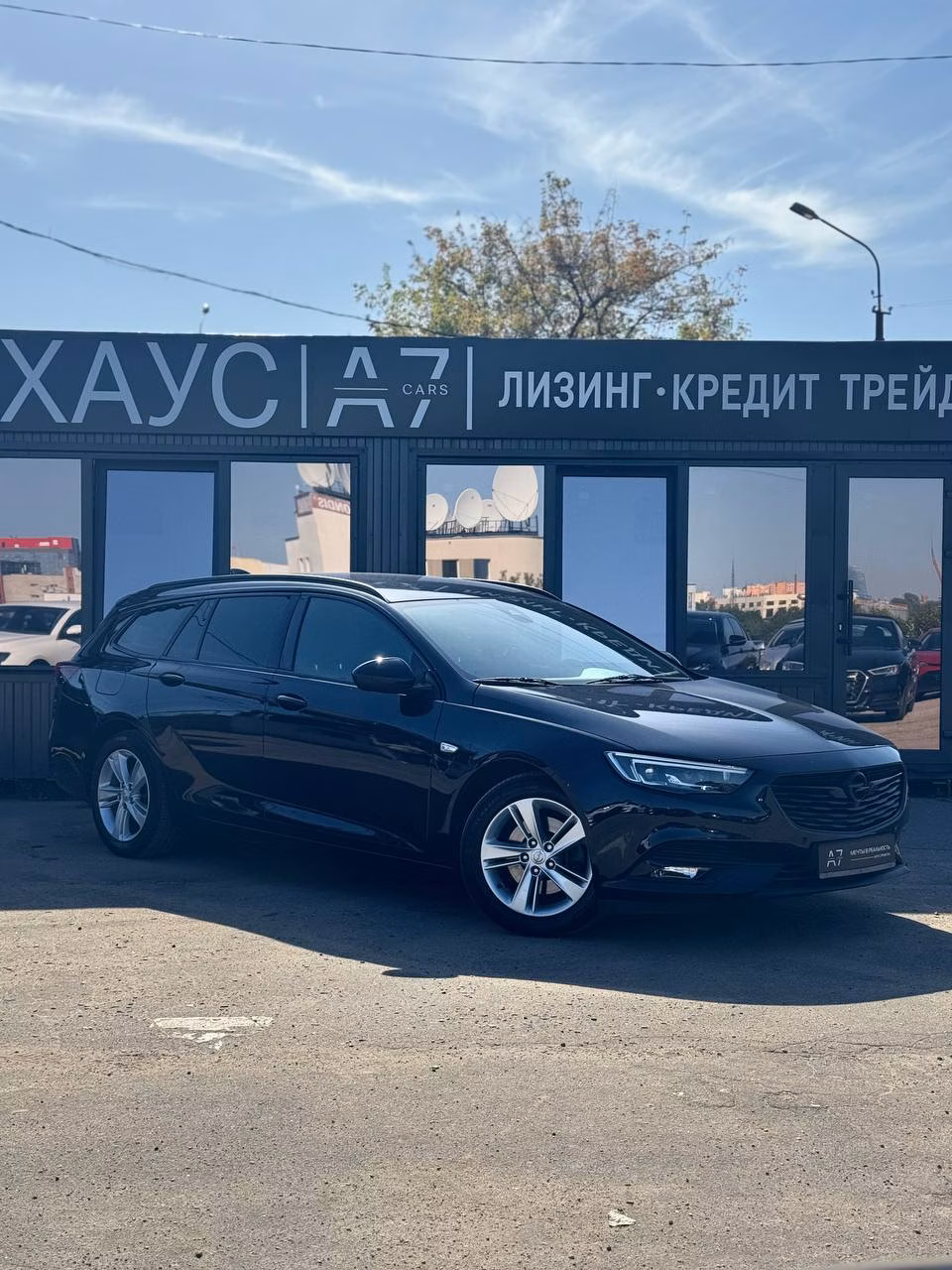 Opel Insignia фото 2