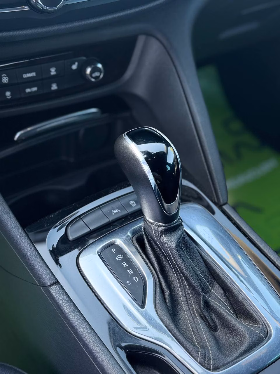 Opel Insignia фото 15