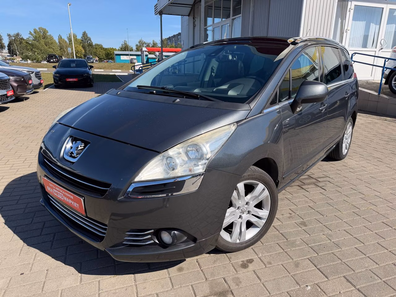 Peugeot 5008