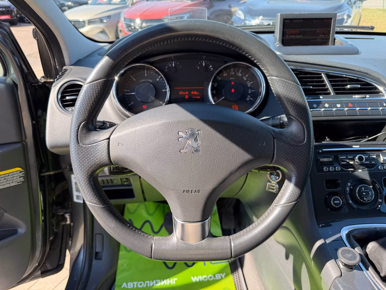 Peugeot 5008 фото 10
