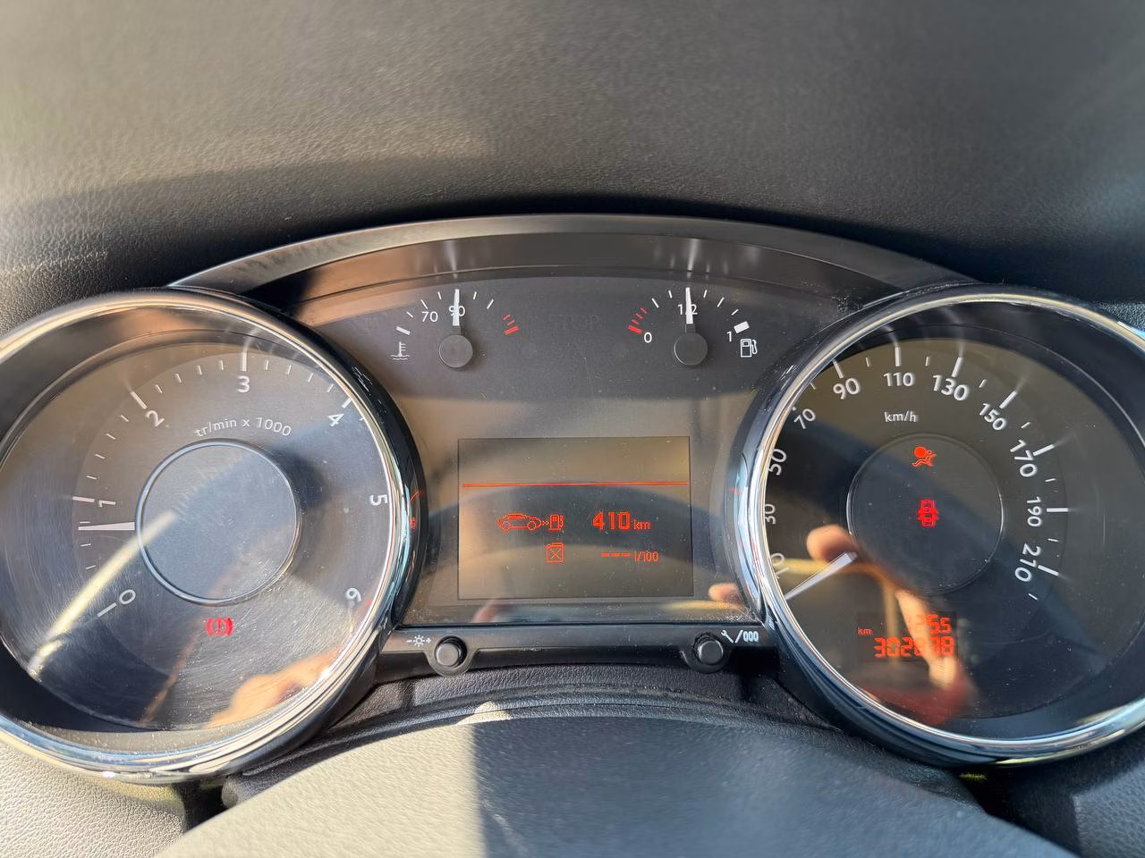Peugeot 5008 фото 11