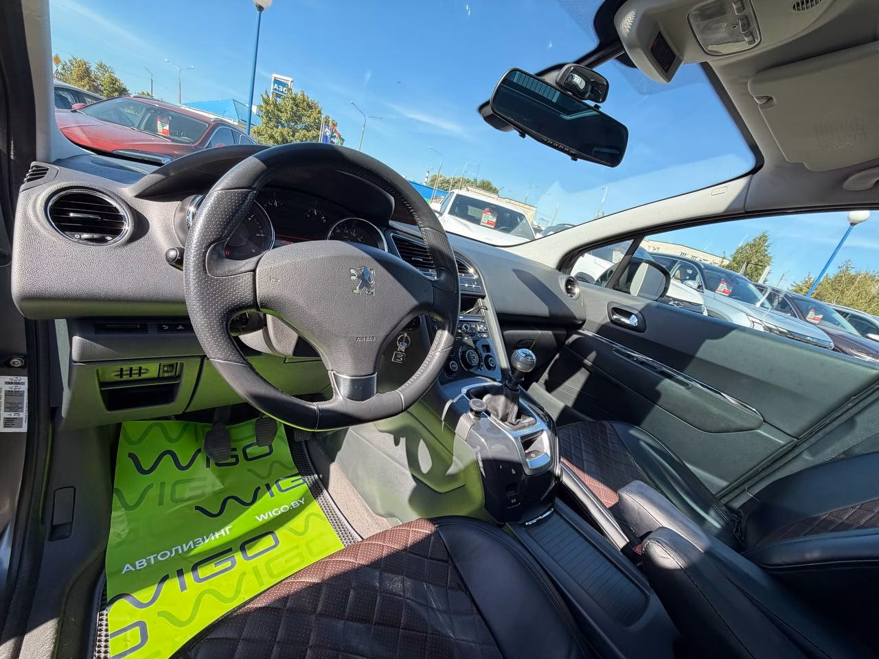 Peugeot 5008 фото 16