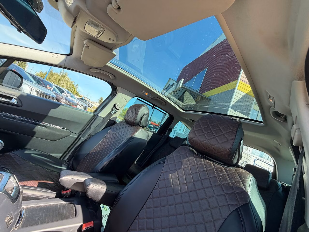 Peugeot 5008 фото 20