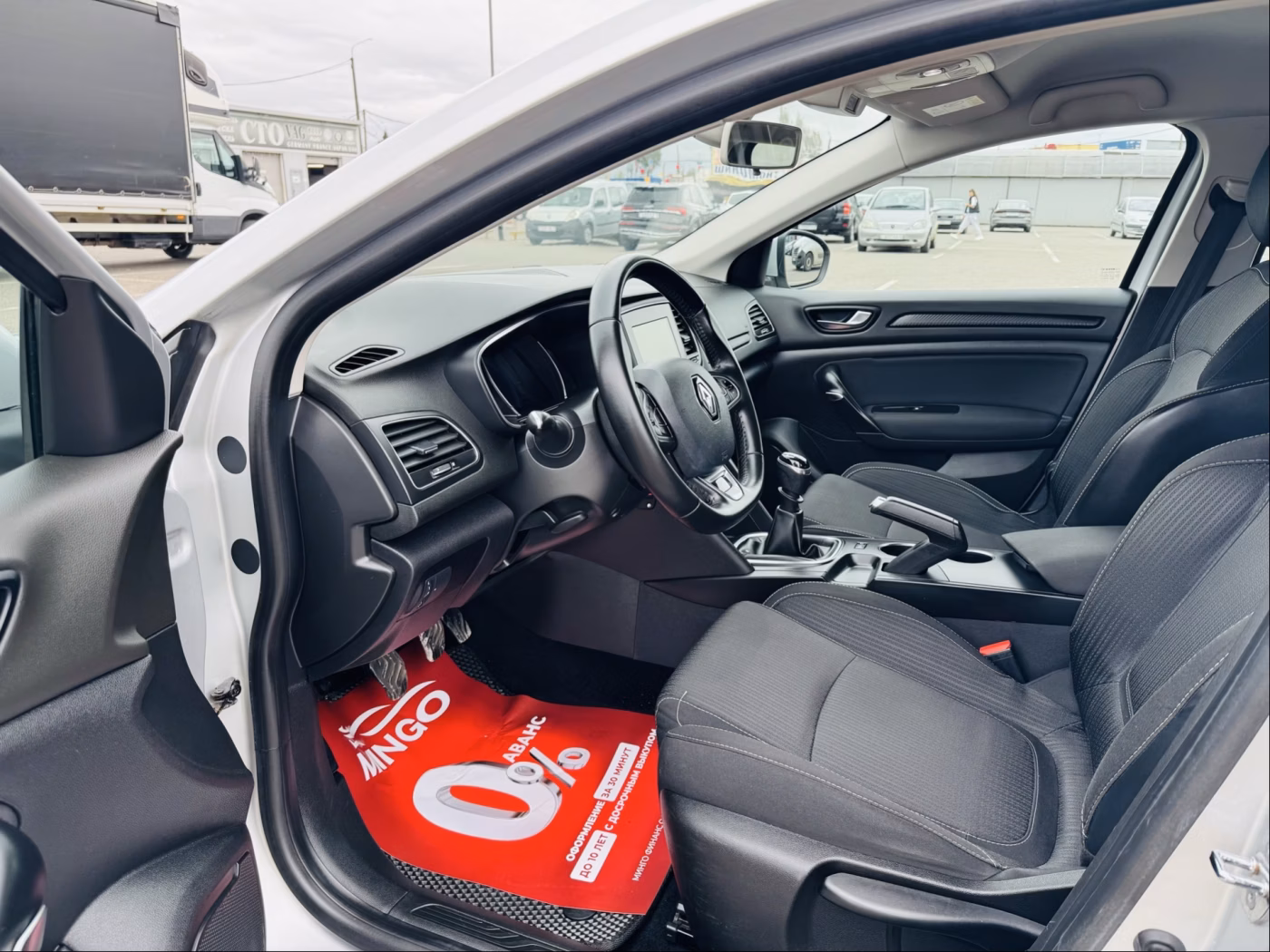 Renault Megane фото 5