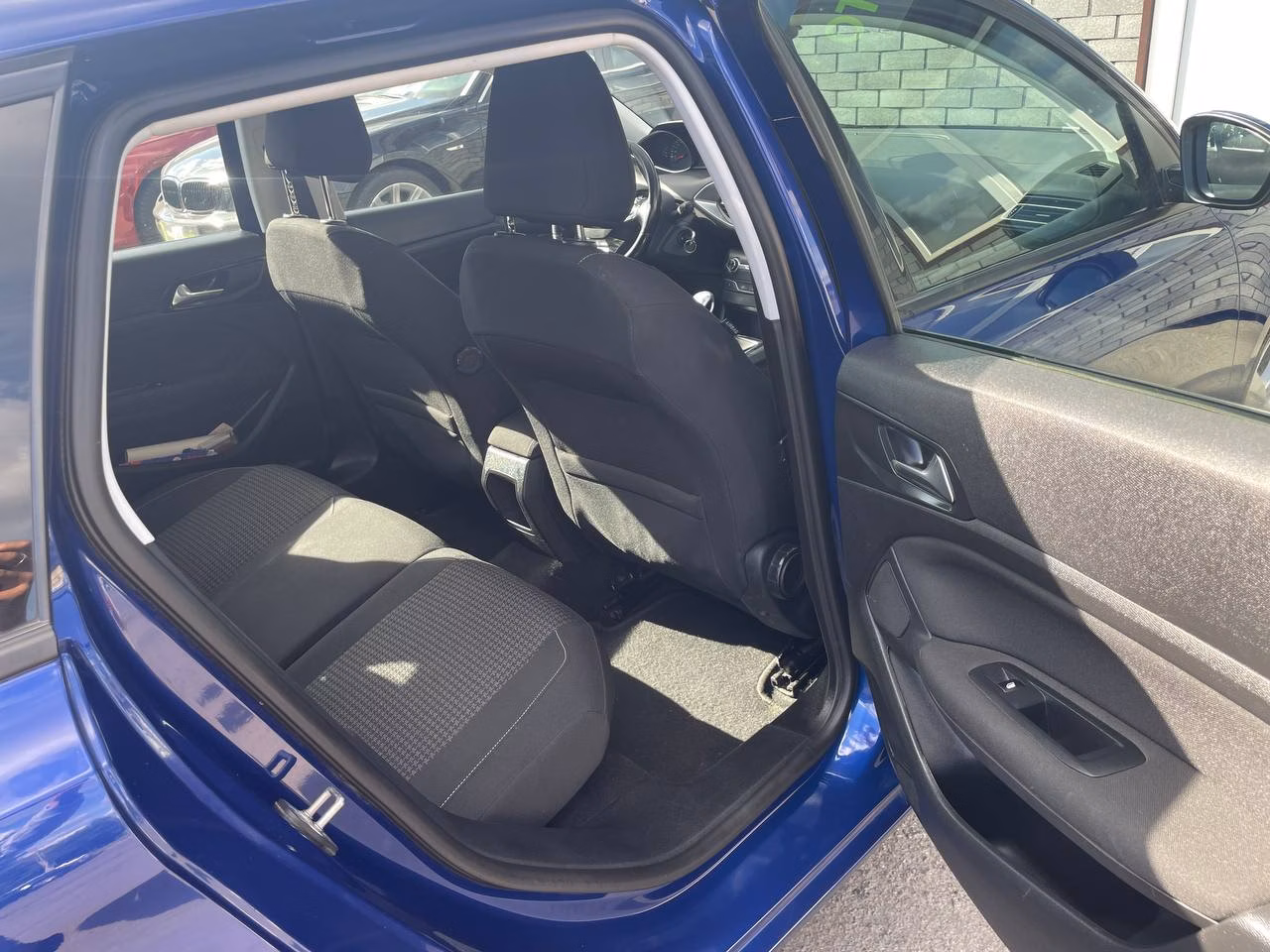 Peugeot 308 фото 12