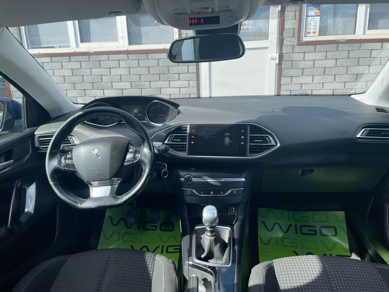 Peugeot 308 фото 14