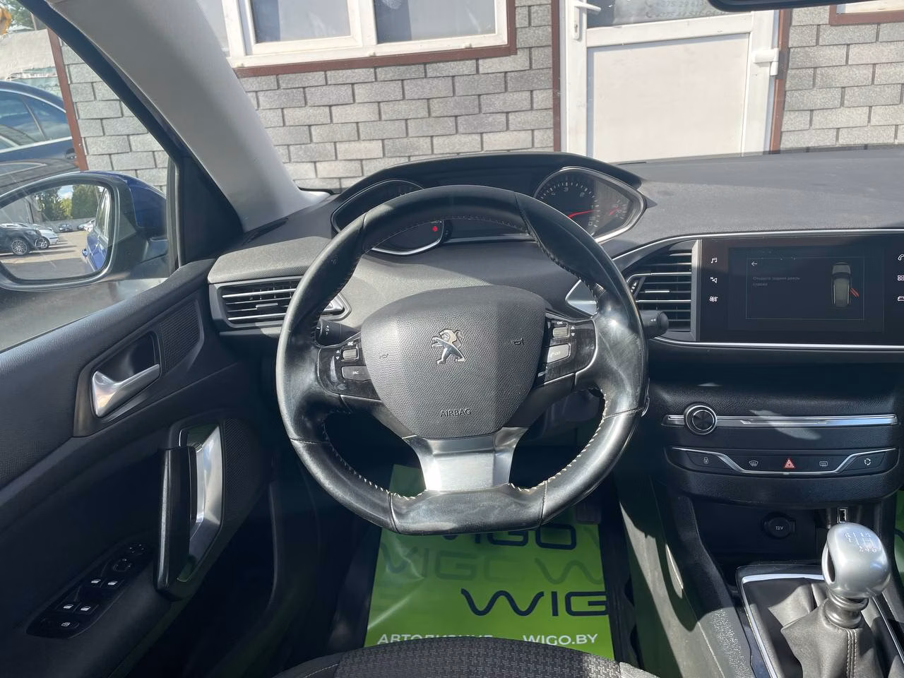 Peugeot 308 фото 15