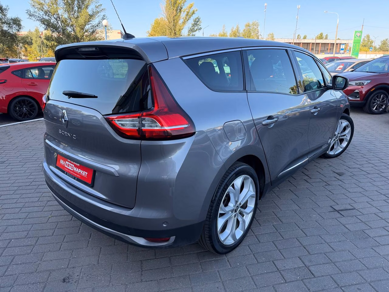 Renault Grand Scenic фото 3