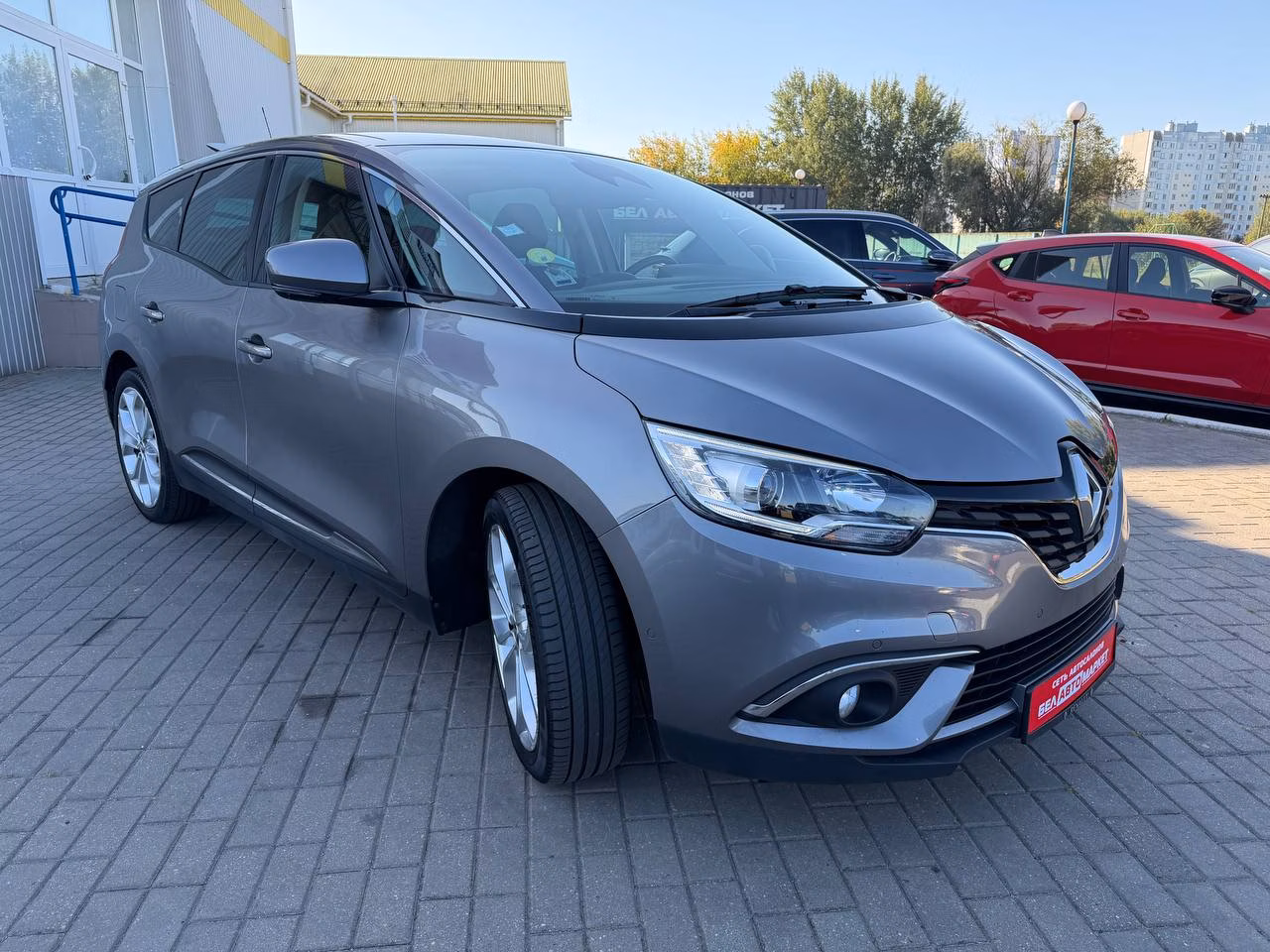 Renault Grand Scenic фото 5