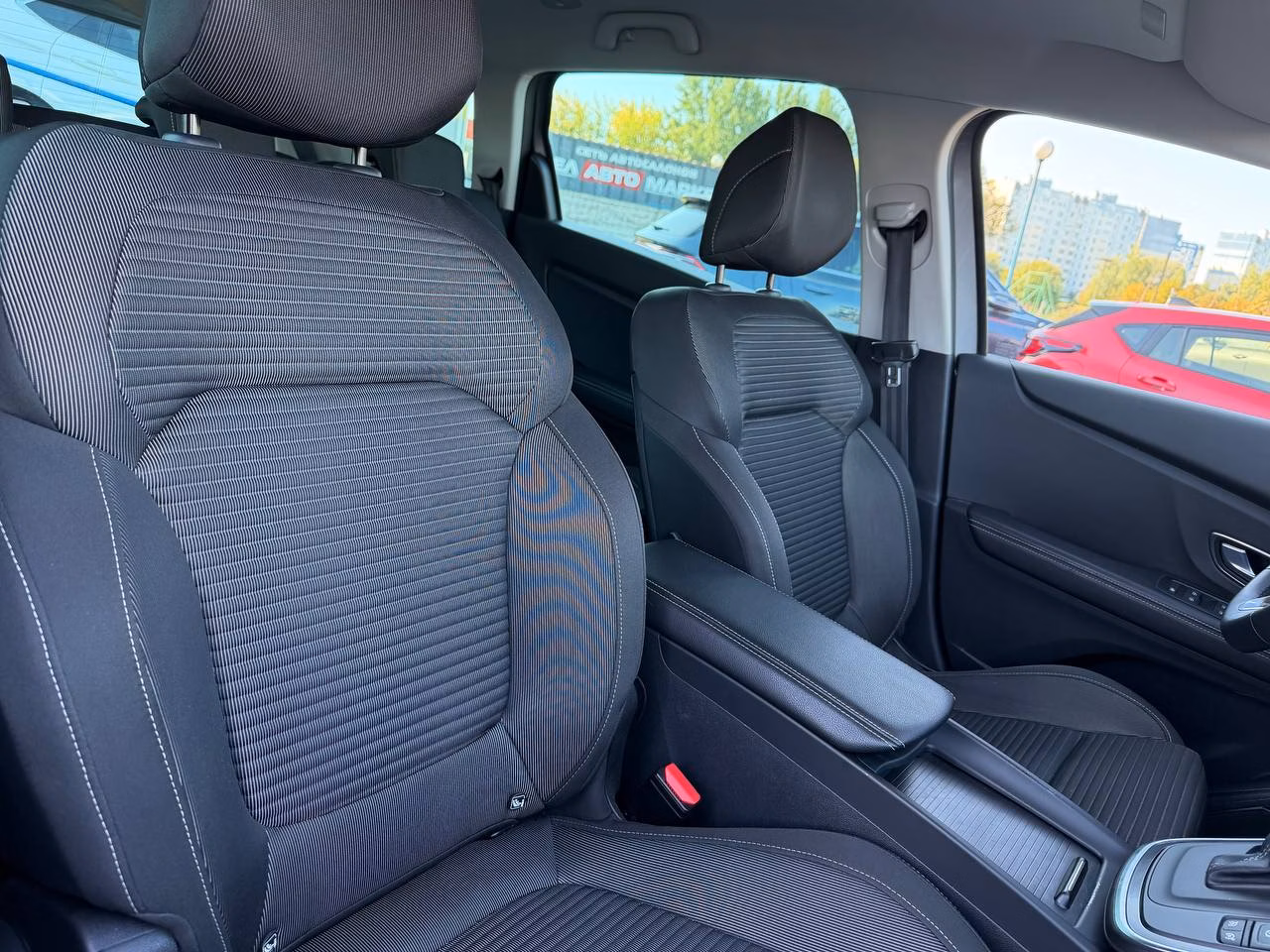 Renault Grand Scenic фото 19