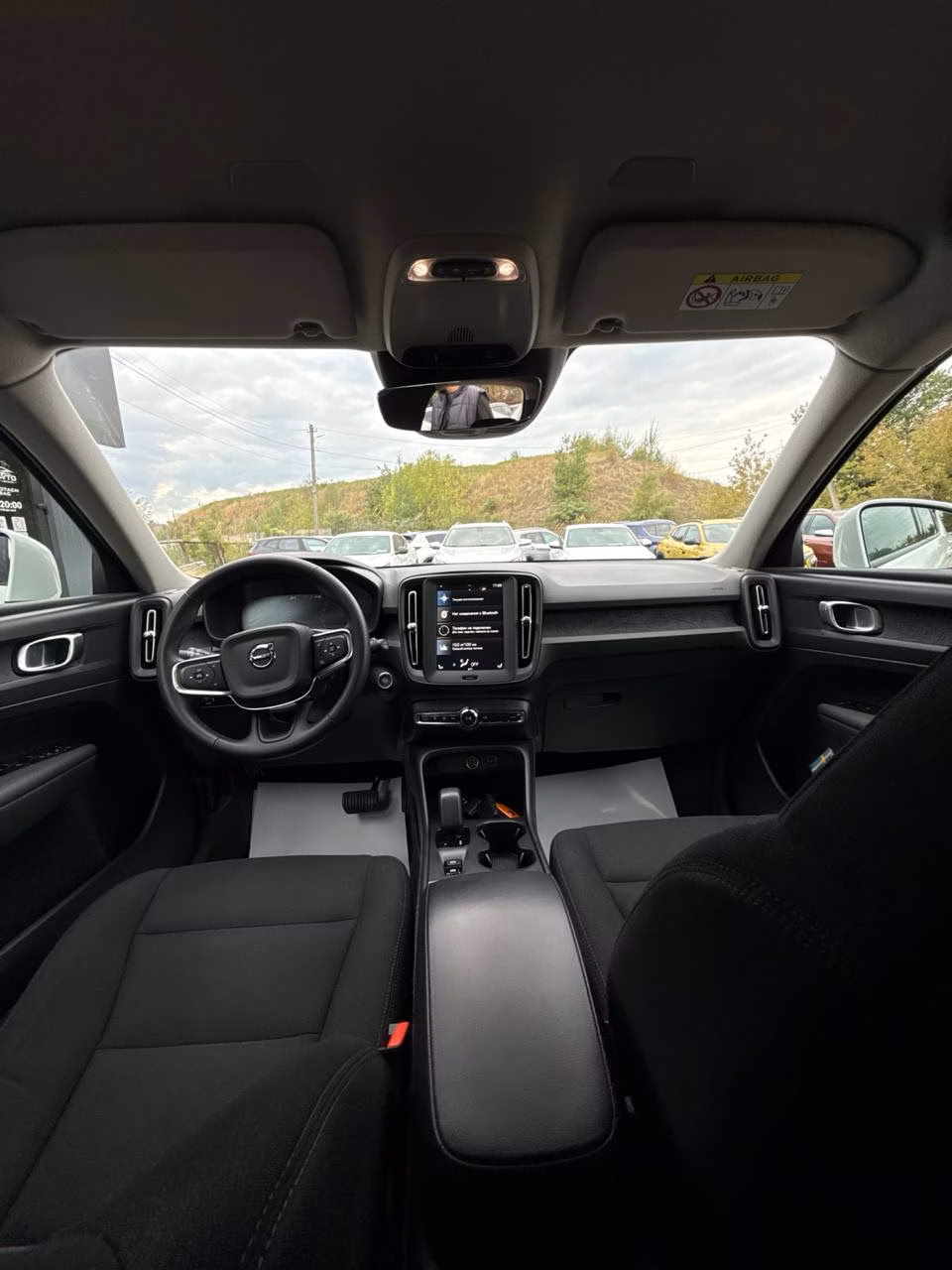 Volvo XC40 фото 10