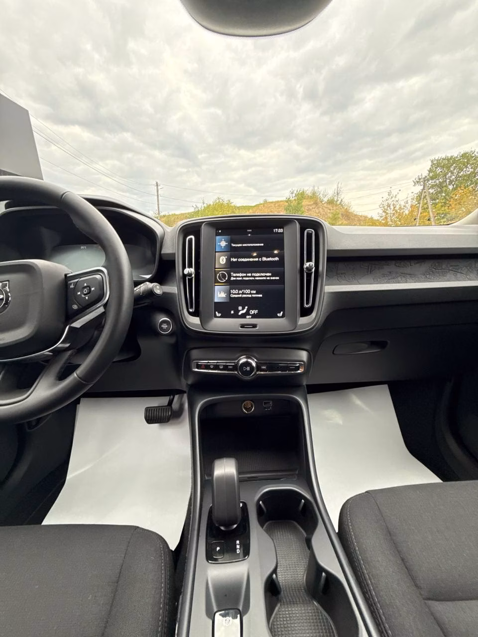 Volvo XC40 фото 11