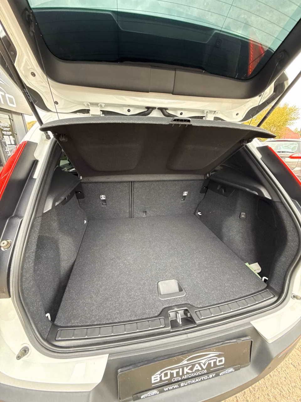 Volvo XC40 фото 12