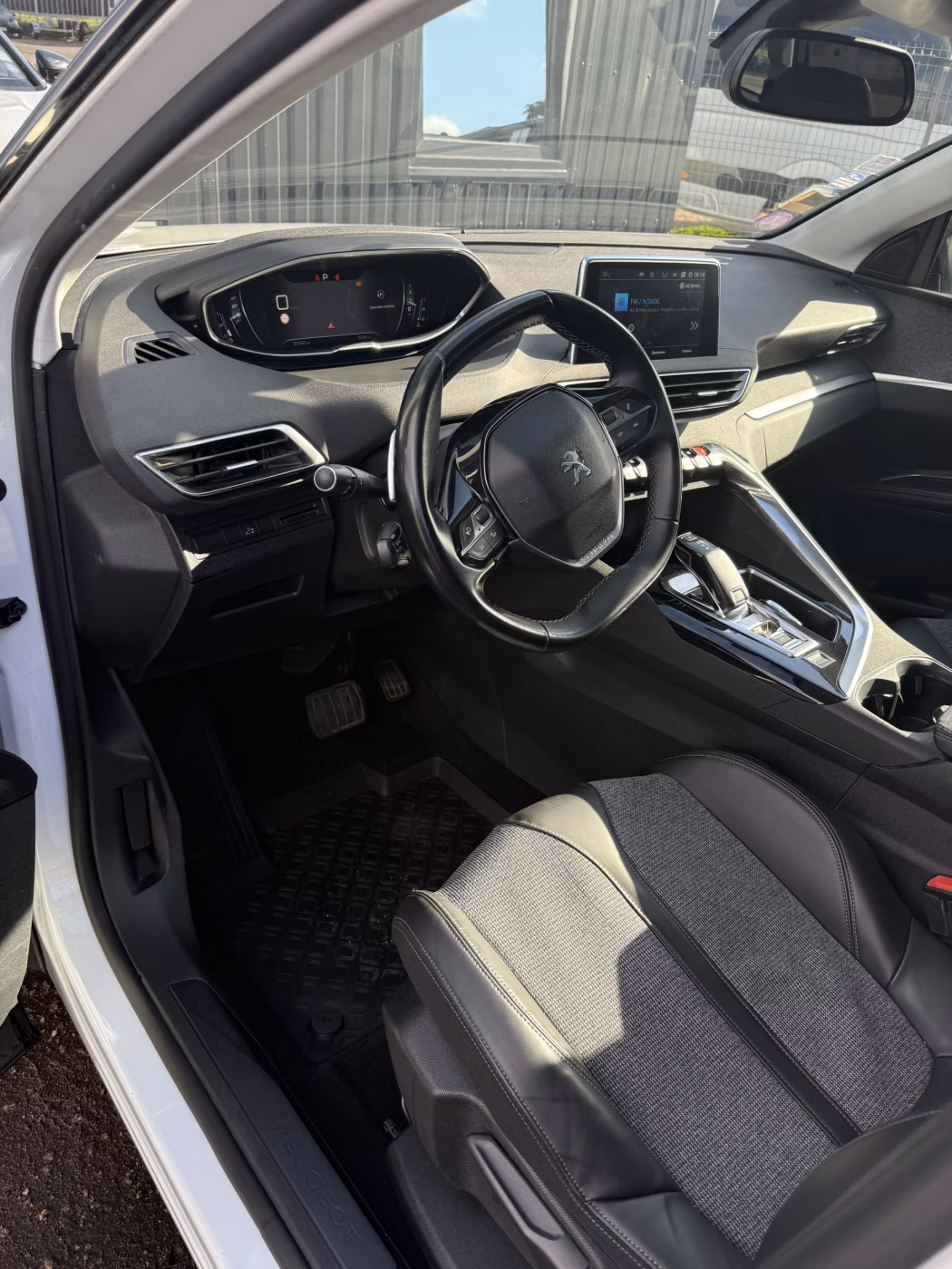 Peugeot 5008 фото 7