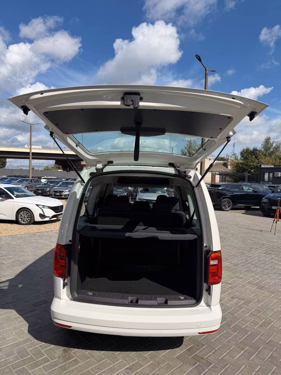 Volkswagen Caddy MAXI фото 16