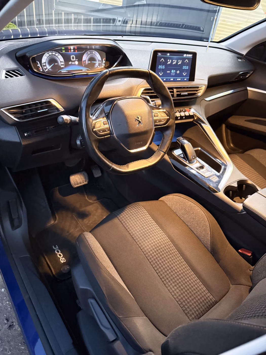 Peugeot 3008 фото 7