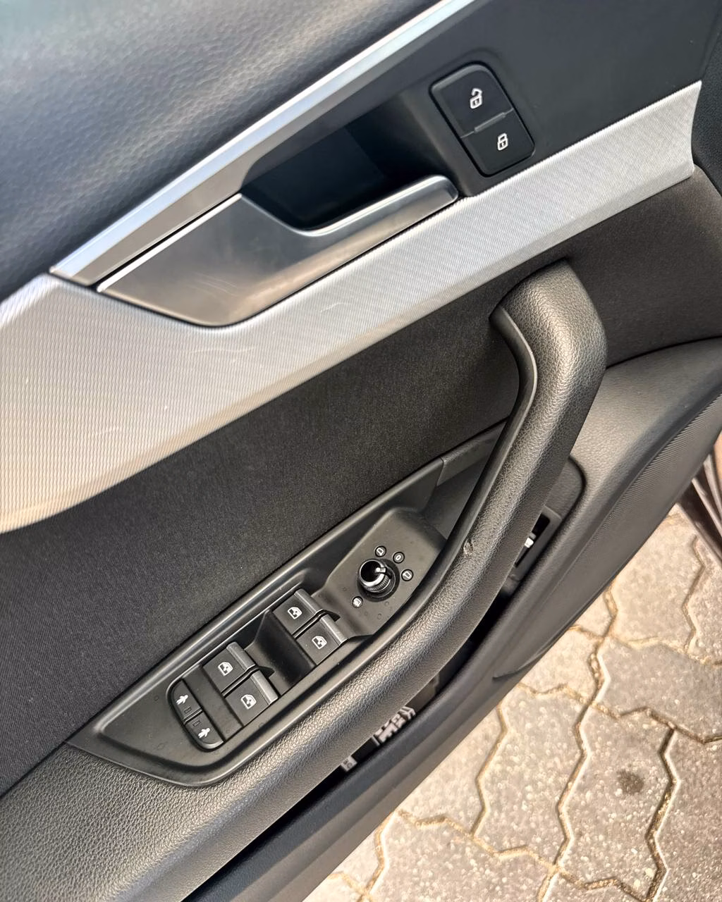 Audi A4 фото 9