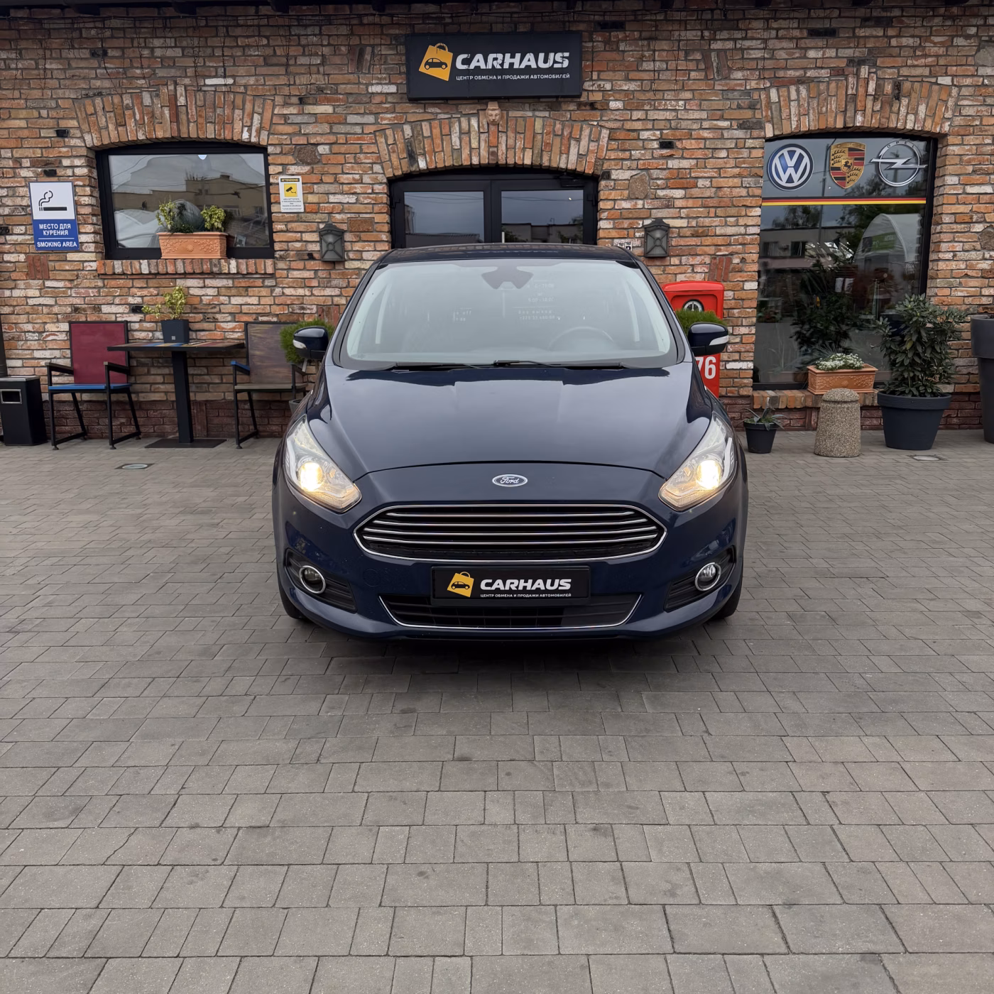 Ford S-MAX фото 2