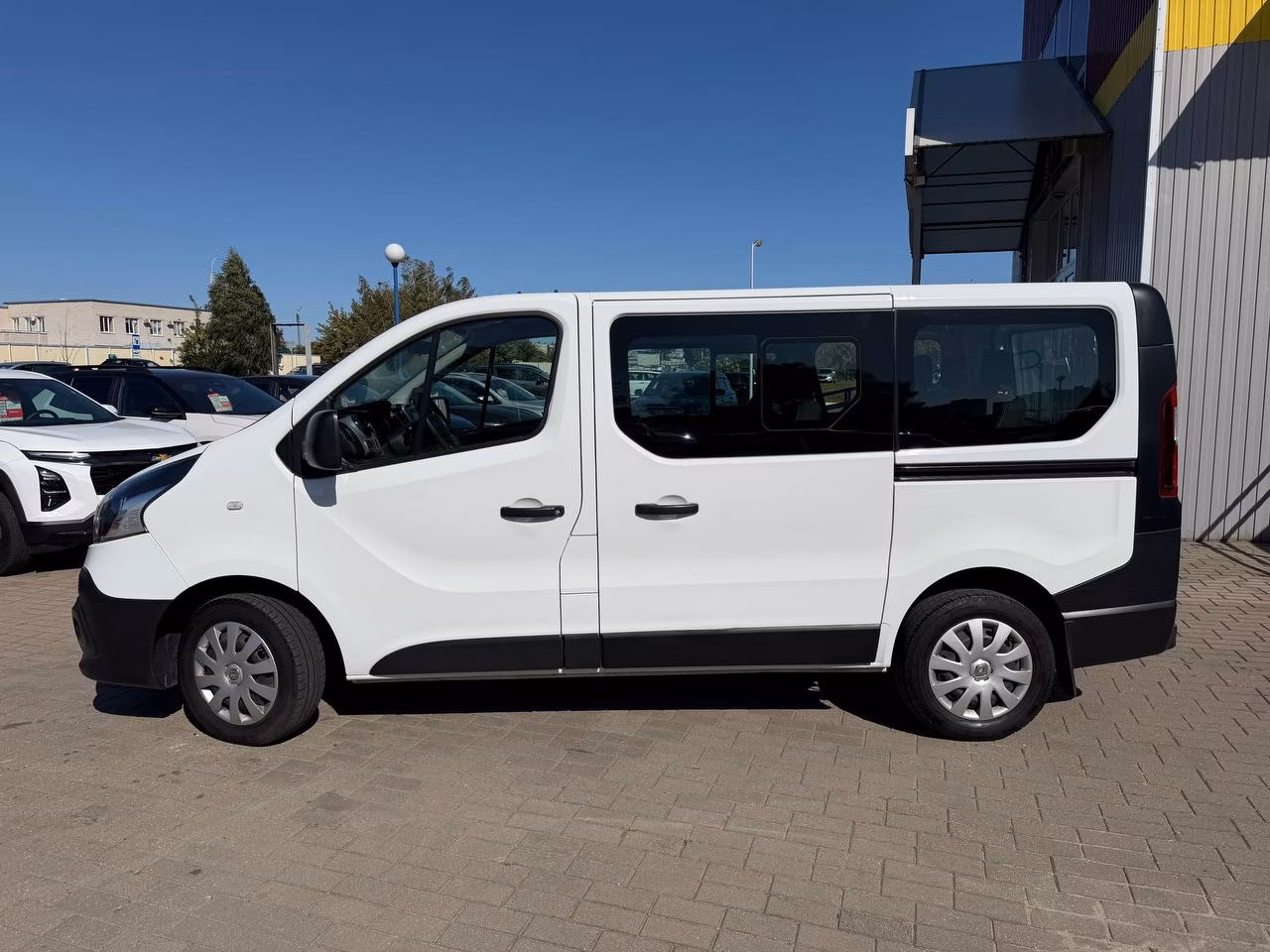 Renault Trafic фото 3